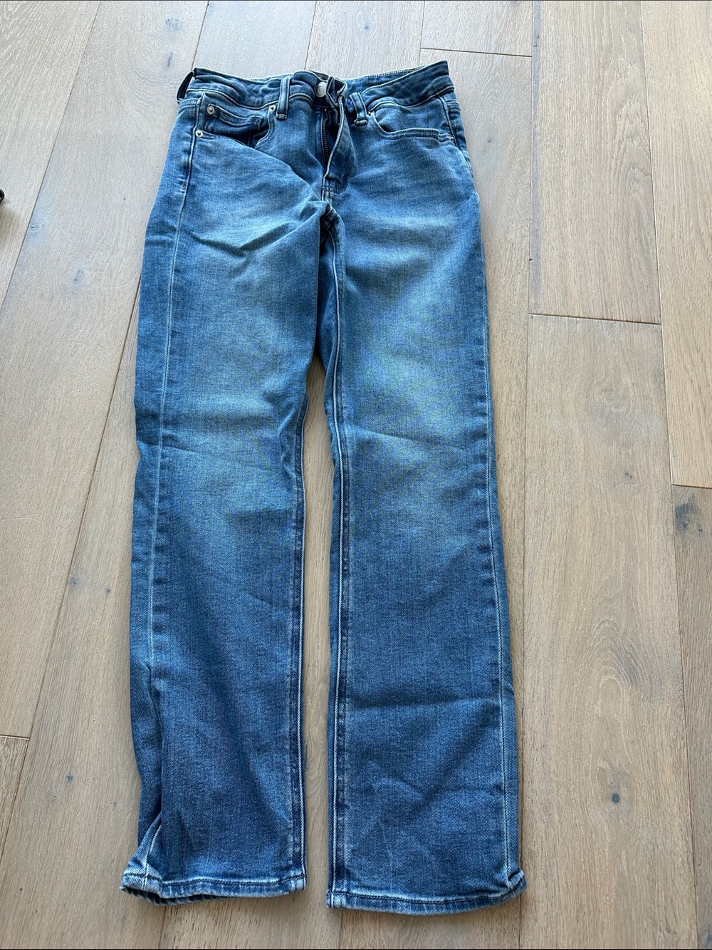 Quince Organic Cotton Everyday Straight-Leg Women’s Jeans in Denim Blue